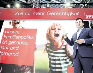  ??  ?? Stellte insgesamt fünf Themen-Plakate vor: SPD-Generalsek­retär Hubertus Heil (44).