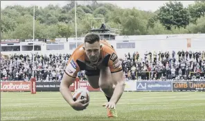  ??  ?? Castleford winger Greg Eden says he didn’t have to think for long about extending his stay with last season’s League Leaders’ Shield winners