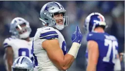  ?? TOM PENNINGTON/GETTY IMAGES ?? Windsor native Tyrone Crawford, a defensive lineman for the Dallas Cowboys, will be front and centre when the Cowboys take on the Rams in the NFC divisional round on Saturday in Los Angeles.