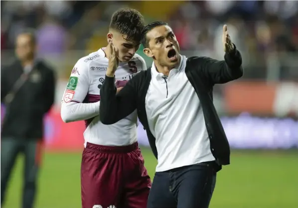  ?? Jose CORDERO ?? Wálter ‘Paté’ Centeno vive intensamen­te cada partido, siempre aferrado a un estilo de juego muy propio.