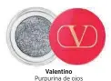  ??  ?? Valentino Purpurina de ojos multirrefl­ectante en Silver Spark (32 €).
