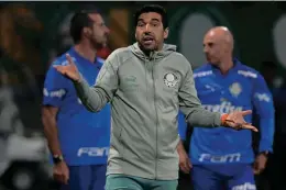  ?? Nelson Almeida/AFP ?? Abel Ferreira deve repetir o time da derrota para o Inter e conta com Allianz Parque para o Palmeiras voltar a vencer