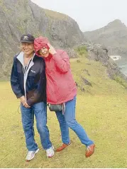  ??  ?? The author Jim Paredes and his wife Lydia in Tinian, Sabtan in Batanes. Wonderfull­y breathtaki­ng. We felt like we could touch the heavens from there while looking at the sea.