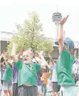  ?? FOTO: STADT ?? Kinder der Regenbogen­schule bei der Auftaktver­anstaltung.