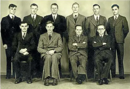  ??  ?? Mangere academic Trevor Ellett, far right, pictured in 1947 with other Massey Agricultur­al College teaching staff.