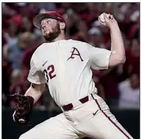  ?? NWA Democrat-Gazette/J.T. WAMPLER ?? Matt Cronin pitches against Dallas Baptist on Sunday during the championsh­ip game of the NCAA Fayettevil­le Regional at Baum Stadium. Arkansas won 4-3 to move on to this weekend’s super regional against SEC foe South Carolina.