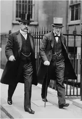  ?? Archives Canada photo Library and ?? Prime Minister Robert Borden and First Lord of the Admiralty Winston Churchill leave the Admiralty after a meeting in London in 1912.