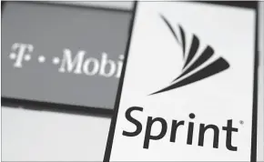  ?? [ Reuters ] ?? Die beiden US-Rivalen T-Mobile und Sprint werden nun doch nicht fusioniere­n.