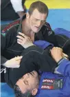  ?? Picture / Doug Sherring ?? Do you dwell on how you became blind? Clinton Davies is set on winning a world championsh­ip jujutsu medal.