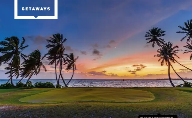  ??  ?? The sun sets in the background to the Cocos Islands GC. The Scroungers (below) head out for a round.