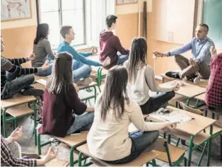  ?? ISTOCK ?? Bewegen statt still sitzen: So könnte die Schule der Zukunft aussehen.