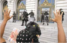  ?? Carlos Avila Gonzalez / The Chronicle ?? Propositio­ns D and E could change the way the San Francisco Police Department operates.