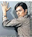  ?? ?? Alain Delon 1967 in einer Szene des Films „Mit teuflische­n Grüßen“.