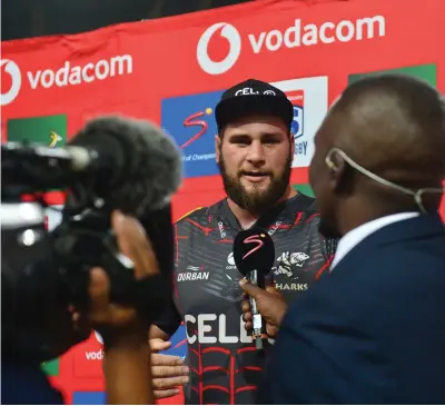  ??  ?? IN THE LIMELIGHT: Robert du Preez feels Thomas du Toit can become one of the best tightheads in the world.