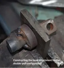  ??  ?? Constructi­ng the hook attachment for the double-pull configurat­ion