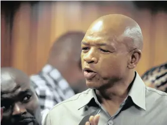  ?? Nokuthula Mbatha African News Agency (ANA) ?? FORMER North West premier Supra Mahumapelo and disgruntle­d ANC members are challengin­g the NEC decision to disband the provincial party’s leadership. |