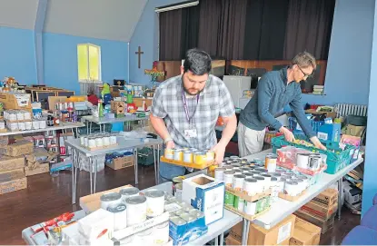  ?? Pictures: Dougie Nicolson ?? Lifegate in Whitfield, top, and Rock Solid Dundee in Douglas are just two of the foodbanks helping to feed the needy in the city.