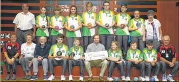  ??  ?? The juniors in their new kit, with Michael Firmin from Kent Trust for Youth Sport (centre)