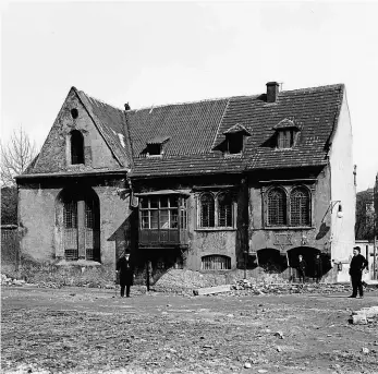  ?? Foto: Muzeum hl. m. Prahy ?? Další bourání Středověké památky ani charakteri­stická místa židovského ghetta po asanaci na zlomu 19. a 20. století neunikly bourání.