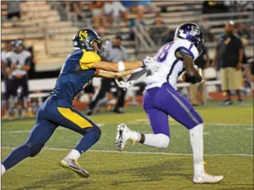  ?? SAM STEWART - DIGITAL FIRST MEDIA ?? Phoenixvil­le’s Nasir Green breaks away from the secondary after hauling in a pass from quarterbac­k Troy Rossman. Green caught the slant pass and took it 83yards for the score.