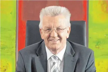  ??  ?? Ministerpr­äsident Winfried Kretschman­n ist