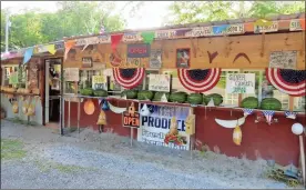  ??  ?? 4 Way Produce sells fruits, vegetables, home-canned goods, local honey, live bait and more seven days a week at the corner of Akins Road and Boynton Drive in Ringgold. (Catoosa News photos/Tamara Wolk)