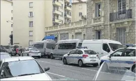  ?? (DR) ?? Policiers municipaux et nationaux ont contrôlé plusieurs véhicules suspects au cours du week-end.