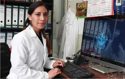  ?? ESPECIAL ?? Jazmín Ciciolil Hilario Martínez, estudiante de doctorado en Ciencias Químicas de la UAP.