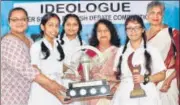  ??  ?? Principal Alka Kher, St. Mark’s School with the winners of ‘Ideologue’.