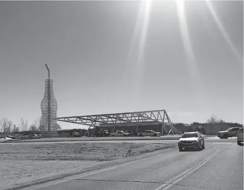  ?? [RICHARD MIZE/ THE OKLAHOMAN] ?? Pops, with its distinctiv­e cantilever canopy and iconic 66-foot-tall LED pop bottle, is at 660 W State Highway 66 in Arcadia.