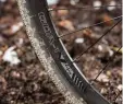  ??  ?? BELOW Merlin supply the tubeless-ready disc wheels