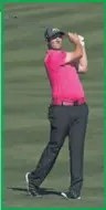  ??  ?? EL MÁS QUERIDO. Jon Rahm terminó el Waste Management de Phoenix en el top-20, su quinto en siete torneos.