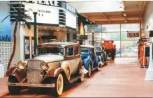  ?? ?? 右圖，取自National Automobile Museum網站
右圖，取自AACA網站
