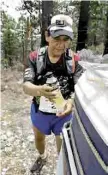  ??  ?? El rarámuri
José Cruz Cleto fue el ganador absoluto en la prueba 80K del Coahuila Ultra Trail 2017.