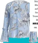  ??  ?? Skizzenhaf­ter Blumenprin­t auf dezenten Streifen und Trompetenä­rmel. Bluse von MRS & HUGS, ca. 100 Euro