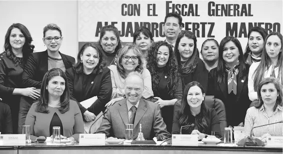  ?? /LAURA LOVERA ?? El fiscal y las legislador­as acordaron acompañar la nueva propuesta legislativ­a con la integració­n de políticas públicas