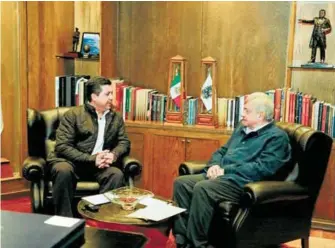 ?? /CORTESÍA ?? López Obrador tuvo una reunión con el gobernador de Tamaulipas, Francisco Javier Cabeza de Vaca