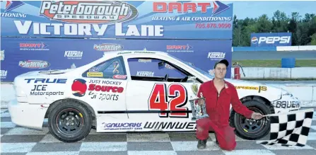  ?? DEBBIE SPENCE PHOTO ?? Current point leader James Townsend (No. 42) scored another Jiffy Lube Mini Stock feature win Saturday night at Peterborou­gh Speedway.