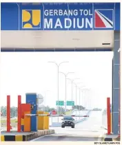  ?? BOY SLAMET/JAWA POS ?? AKSES MASUK: Gerbang tol Madiun yang terletak di Bagi, Nglames.