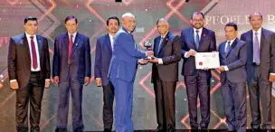  ?? ?? People’s Bank receives Awards