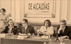  ?? Foto: especial ?? El diputado Alfonso Suárez del Real, saludó la propuesta de la Asamblea Constituye­nte y destacó que en ella se reconocerá al ciudadano.