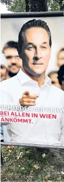  ??  ?? So ein Wahlkampf kann schon schlauchen. Im Fernsehen werden die Gesichter austauschb­ar, auf Plakatwänd­en schön langsam auch. Und viele brauchen etwas länger, bis ihnen das auffällt.