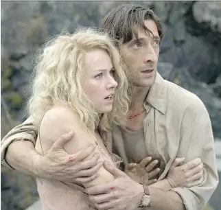  ?? UNIVERSAL PICTURES ?? Naomi Watts and Adrien Brody in King Kong. It’s a long time to the first bathroom break.