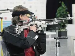  ?? Foto: Fernand Konnen ?? Sie war während Jahren die beste luxemburgi­sche Luftgewehr­schützin.