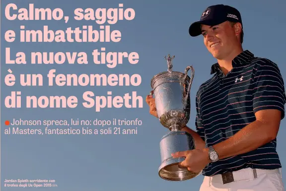  ?? EPA ?? Jordan Spieth sorridente con il trofeo degli Us Open 2015