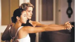  ??  ?? ‘Indochina’ (1992). 8 mujeres