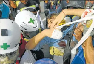  ?? CEDOC PERFIL ?? TRAGEDIA. El joven fusilado a quemarropa muestra la crisis en el país venezolano.