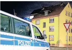  ?? FOTO: DPA ?? Die Polizei entdeckte den zweieinhal­b Jahre vermissten Marvin in einer Wohnung in diesem Haus in Recklingha­usen.