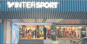  ??  ?? Intersport está presente en 44 países con más de 5.500 tiendas