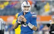  ?? TONY GUTIERREZ/ASSOCIATED PRESS ?? Florida quarterbac­k Feleipe Franks has shown he has a big arm. But can he be consistent?